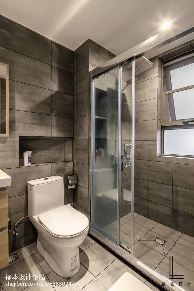 开云电竞-曝穆帅为什么脾气这么炸！是他害曼联吗？