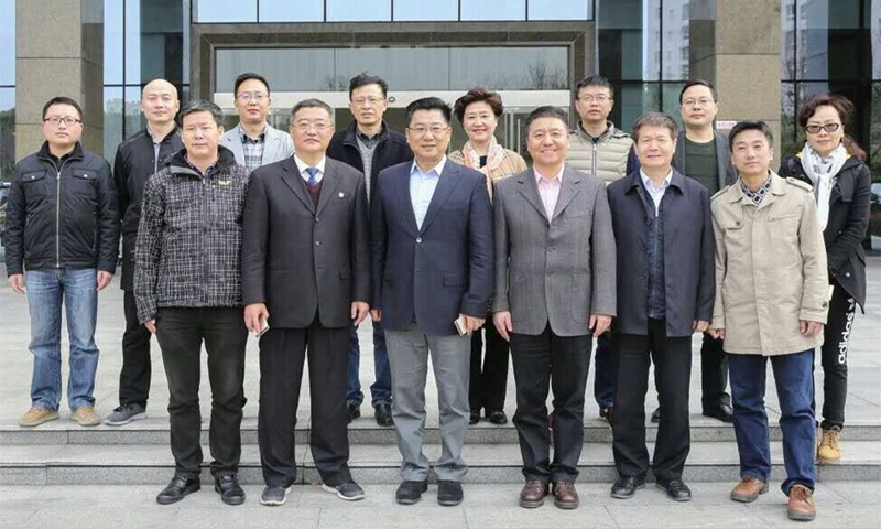 37岁阿尔特塔过招72岁霍奇森!阿森纳冲击3连胜“开云电竞中国”(图2) 开云电竞中国