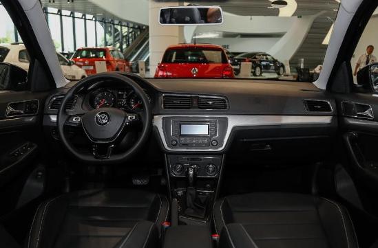 开云电竞-吴汶芳生日收歌迷“惊吓礼物” 为妈妈献唱台语歌(图1) 开云电竞